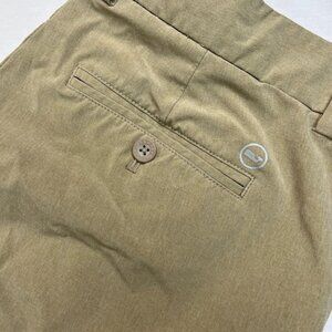 Vineyard Vines Performance Chino Shorts Men Size 34 Tan Flat Front Stretch Golf